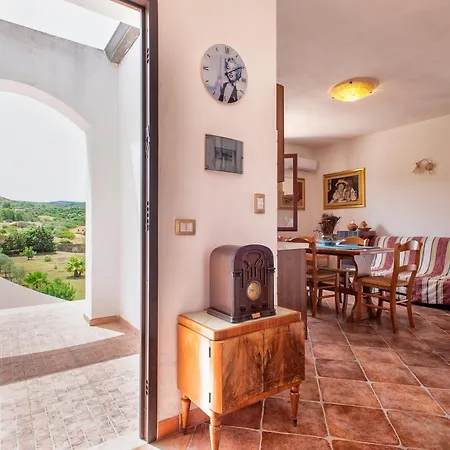 Vista Collina Bed and Breakfast 3*