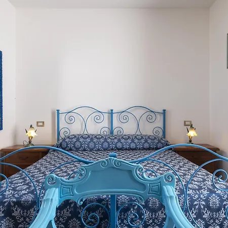 Vista Collina Bed and Breakfast 3*